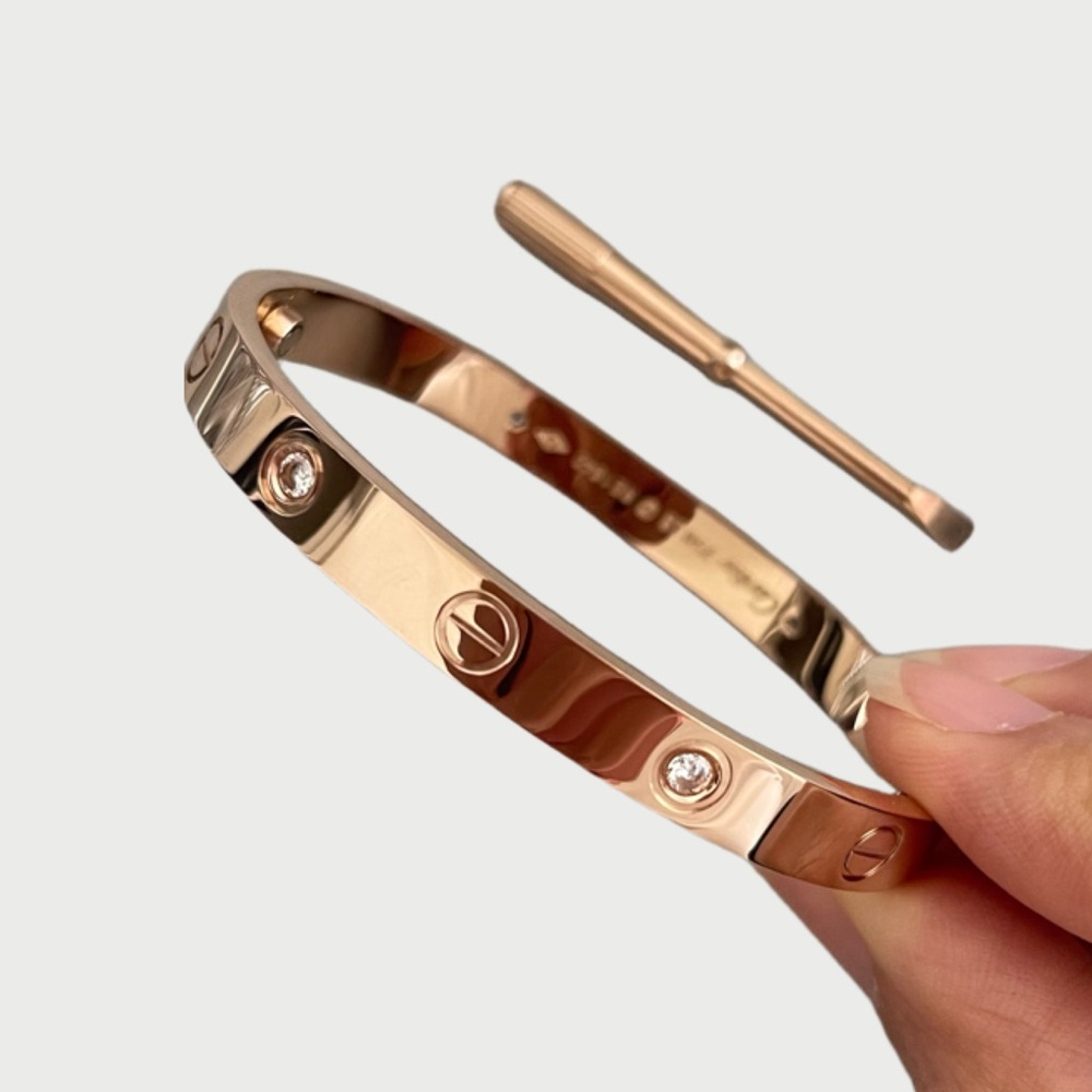 ❤️LOVE bracelet Engraved Bangle wi​th CZ unisex in rose gold